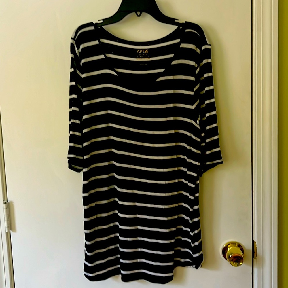 Apt. 9 elbow sleeve top, black and white striped.